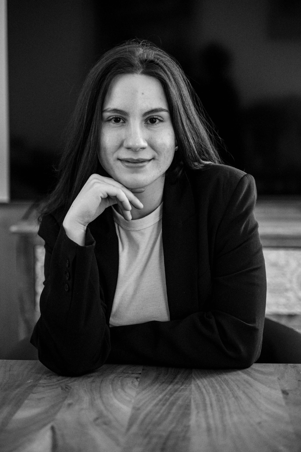 ЕЛЕНА ВУТОВА, SOCIALS DEVELOPER във Figro